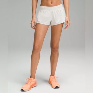 Lululemon Hotty Hot 2.5 Shorts White